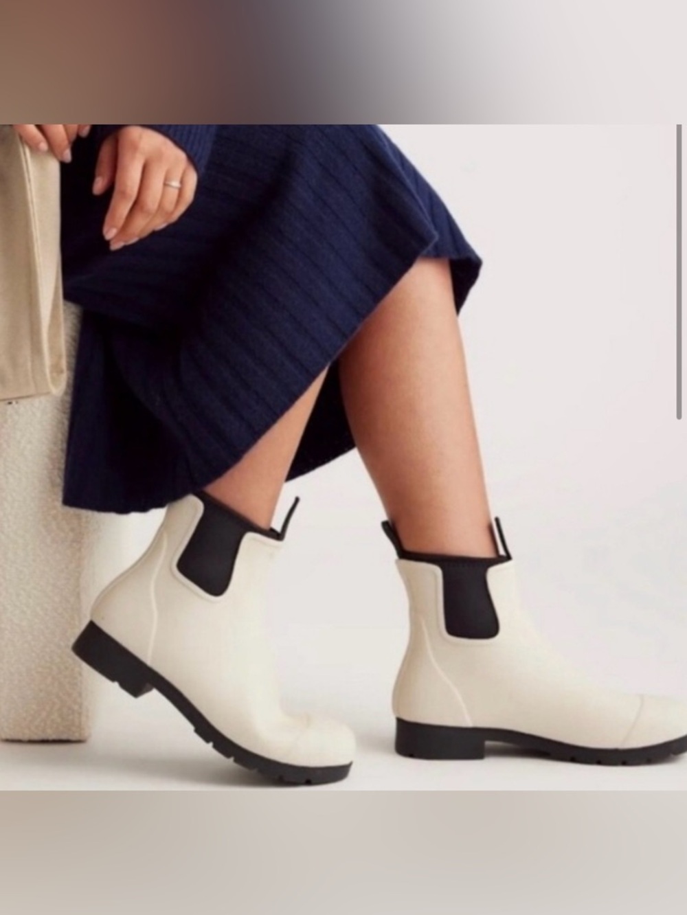 Quince Waterproof Ankle Chelsea Rubber Rain Boots in Stone Quiet Luxury Size 9